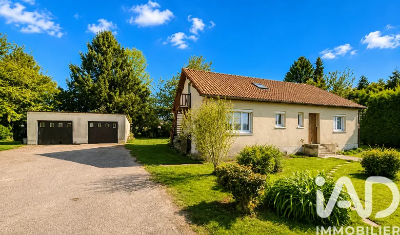 Maison 5 pièces 140 m² · à Maucomble · 140 m² · 209 000 €