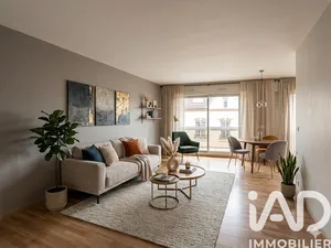 Apartment in Paris (75014)
