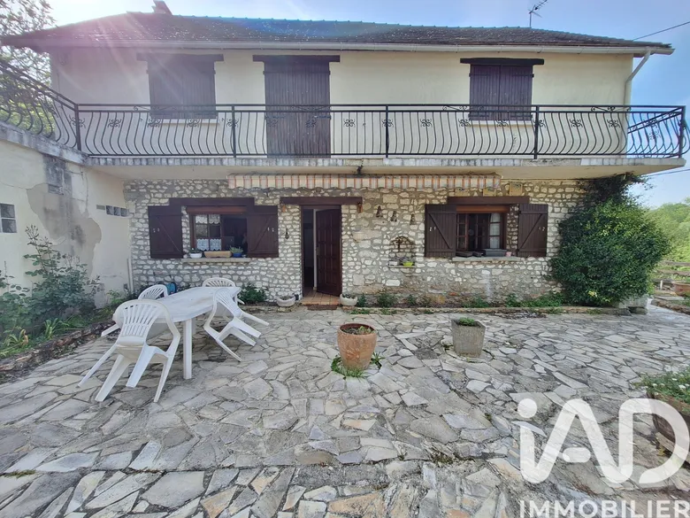 Maison 7 pièces 143 m² · à Vernon · 143,4 m² · 238 000 €