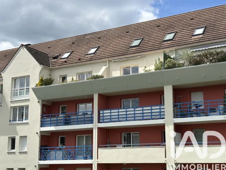 Appartement 2 pièces 52 m² · à Senlis · 51,8 m² · 179 000 €