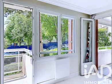 Apartment in Suresnes (92150)