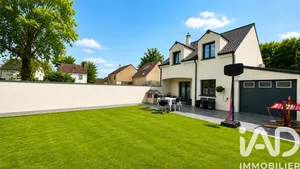 Detached house in Pontault-Combault (77340)