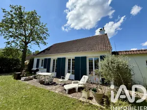 House in Sucy-en-Brie (94370)
