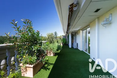 Duplex in Lyon (69004)
