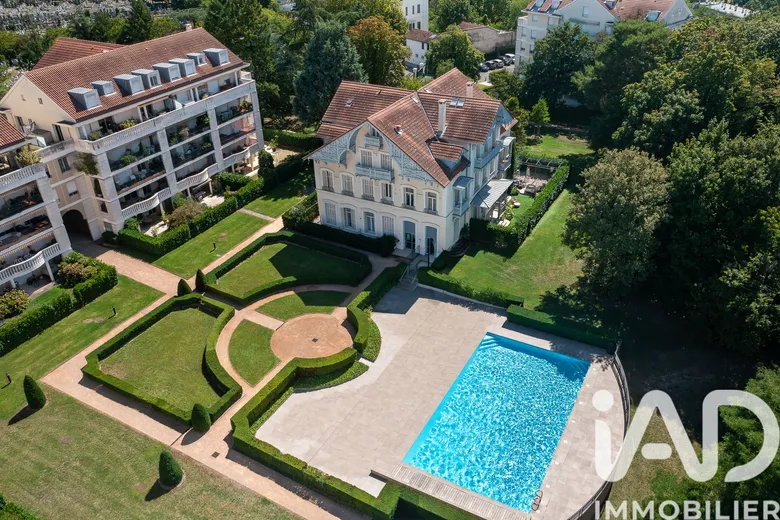 Appartement 6 pièces 209 m² · à Lyon · 208,7 m² · 930 000 €