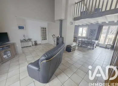 Maison à Chaumes-en-Retz (44680)