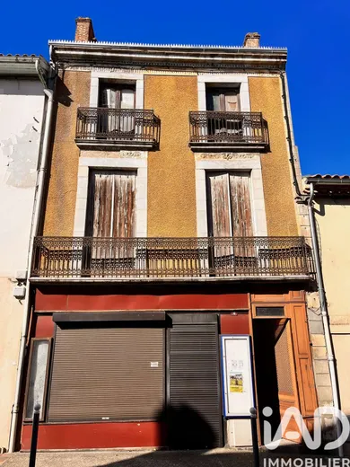 Building in Riscle (32400)