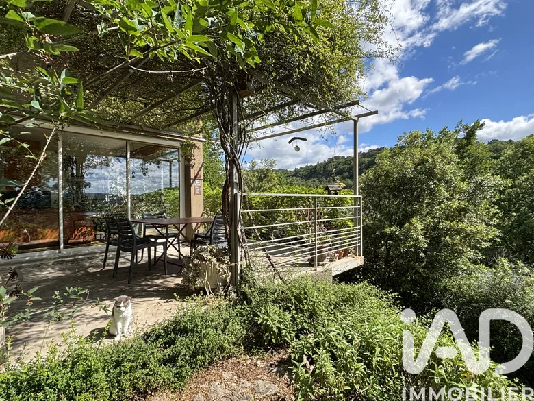 Maison 5 pièces 161 m² · à Ucel · 161 m² · 365 000 €