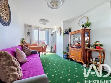 Apartment in Montreuil (93100)