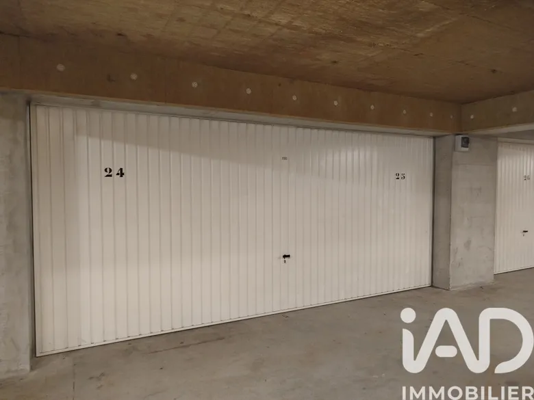 Parking 25 m² · à Chambéry · 25 m² · 38 000 €