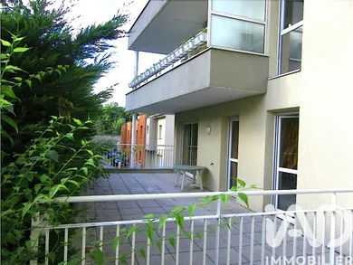 Apartment in Saint-Chamond (42400)