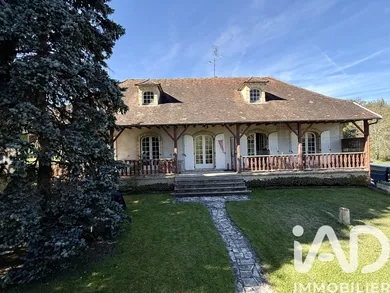Traditional house in Le Lardin-Saint-Lazare (24570)