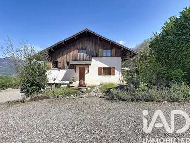 Maison à Saint-Pierre-en-Faucigny (74800)