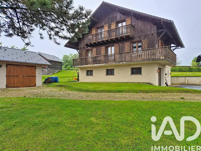 Maison 5 pièces 114 m² · à Fillière · 114 m² · 460 000 €