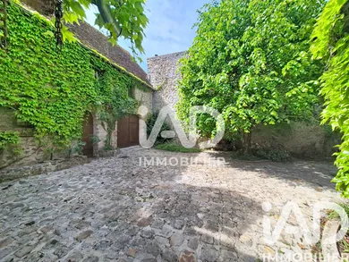 Immeuble à Rozay-en-Brie (77540)