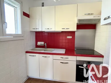 Apartment in La Londe-les-Maures (83250)