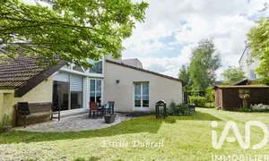 House in Montigny-le-Bretonneux (78180)