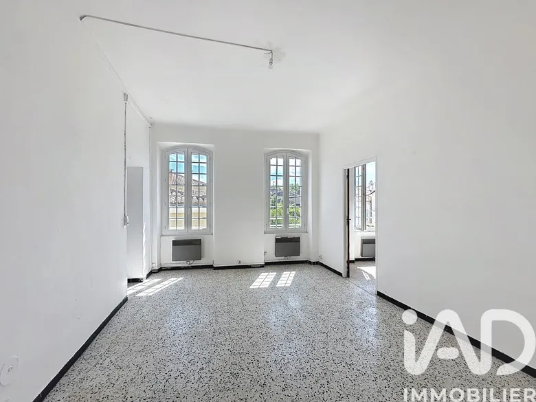 Appartement 3 pièces 75 m² · à Saint-Rémy-de-Provence · 74,7 m² · 291 000 €