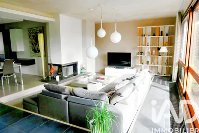Architectural house in Poitiers (86000)