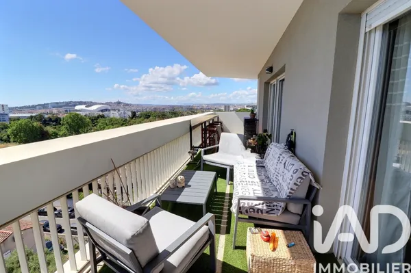 Vente appartement à Marseille (13009) : appartement 4 pièces 67 m² — 8