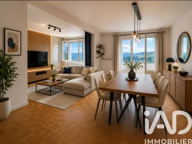 Apartment in Saint-Étienne (42100)
