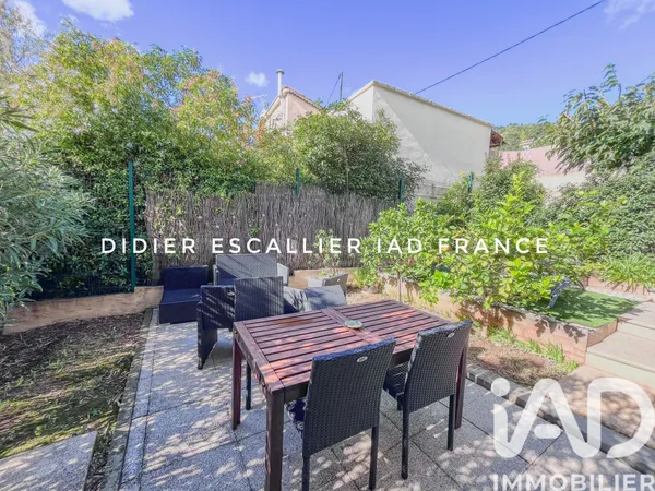 Vente appartement à Toulon (83200) : appartement 3 pièces 60 m² — 2