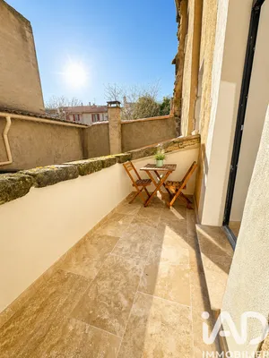 Apartment in Saint-Rémy-de-Provence (13210)