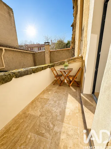 Apartment in Saint-Rémy-de-Provence (13210)