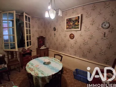 Townhouse in Gannat (03800)