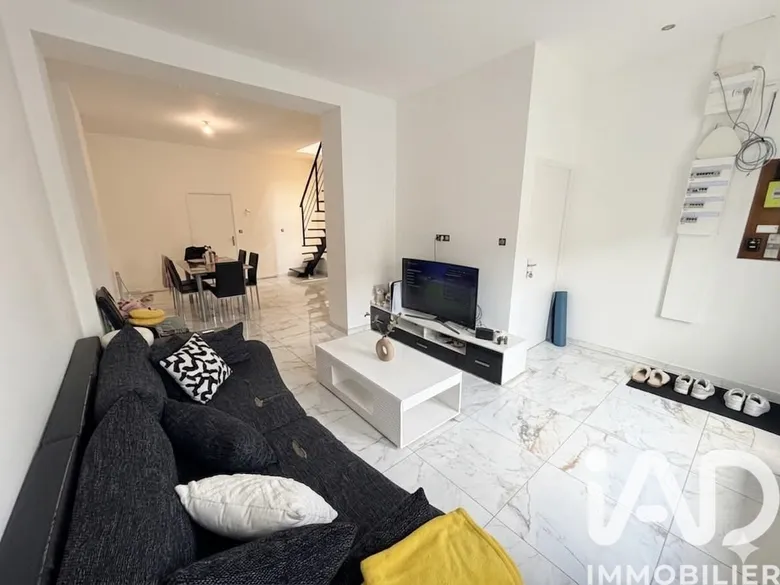 Maison 6 pièces 145 m² · à Aniche · 145 m² · 134 000 €