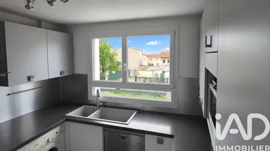 Apartment in Colombes (92700)