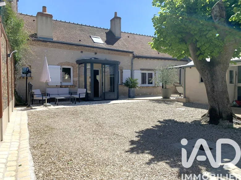 Maison 5 pièces 112 m² · à Montlivault · 112 m² · 240 000 €