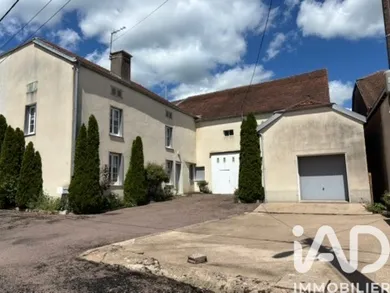 Maison de village à Genevrières (52500)