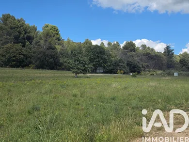 Building plot in Vinon-sur-Verdon (83560)