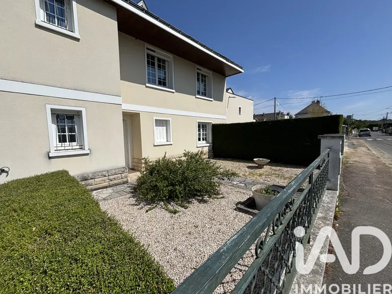 Maison 5 pièces 153 m² · à Saint-Pierre-des-Corps · 152,5 m² · 353 000 €