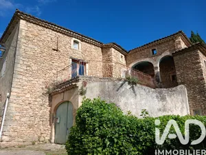 Village house in Sabran (30200)
