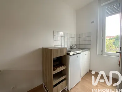 Studio à Amiens (80000)