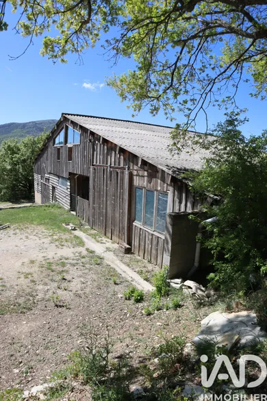 Land in La Roche-sur-le-Buis (26170)