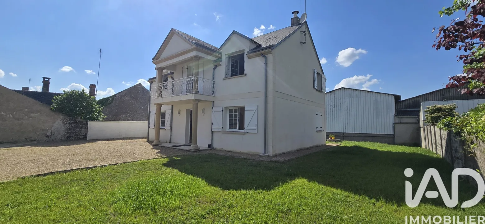 Vente maison à Cléry-Saint-André (45370) : pavillon 6 pièces 130 m² - 2022321 — 3