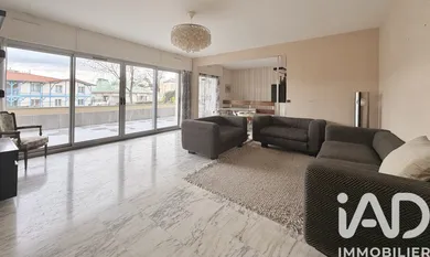 Apartment in Le Plessis-Robinson (92350)