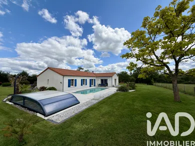 Maison de campagne à Allonne (79130)