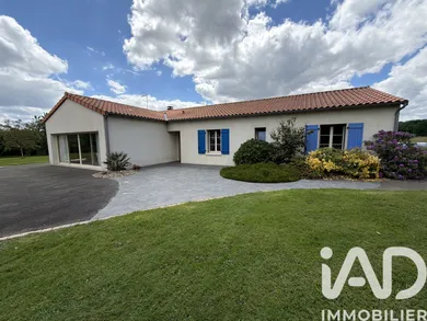 Maison de campagne à Allonne (79130)