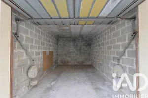 Garage in Aix-en-Provence (13100)