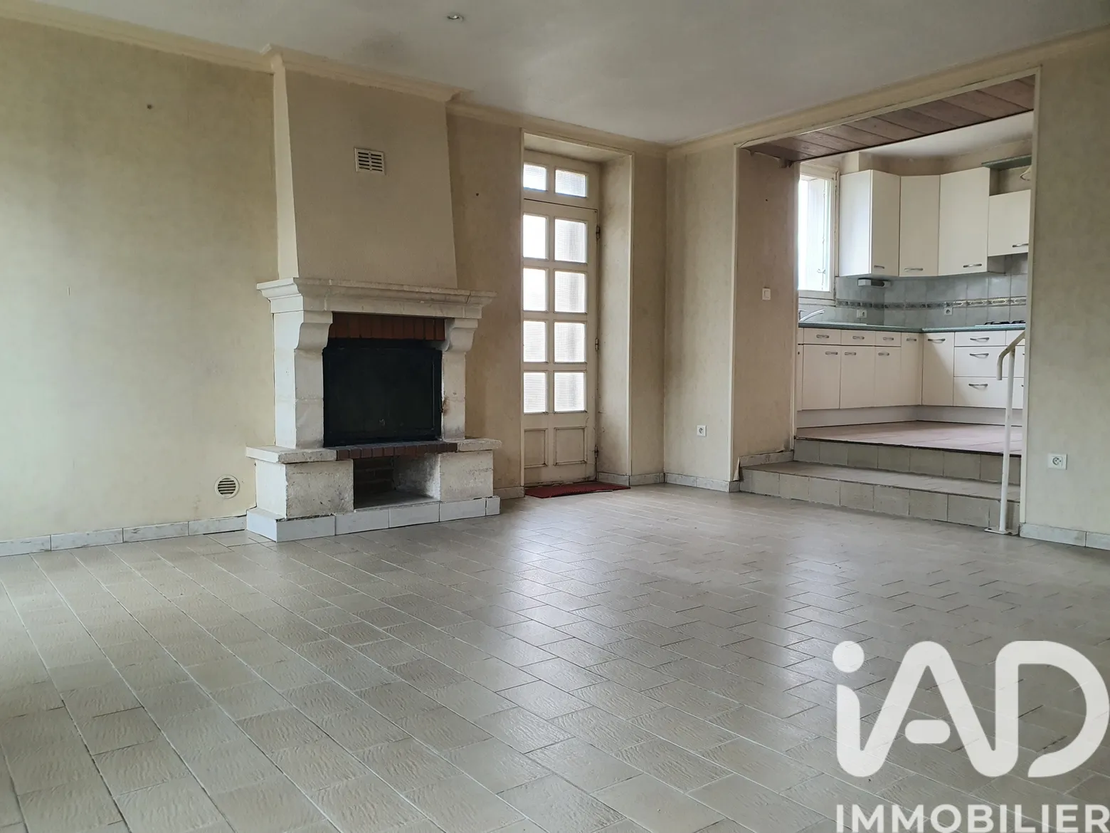 Vente maison à Sainte-Florence (85140) : maison 7 pièces 135 m² - 2018779 — 3