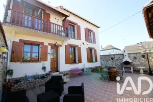 House in Condé-Sainte-Libiaire (77450)