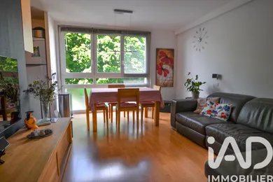 Apartment in Villejuif (94800)