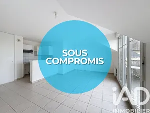 Apartment in Pontault-Combault (77340)