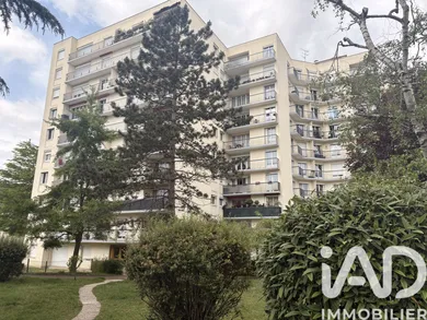 Apartment in Saint-André-les-Vergers (10120)