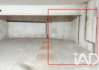 Parking à Paris (75009)
