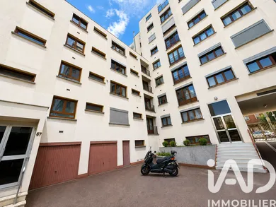 Appartement à Le Kremlin-Bicêtre (94270)